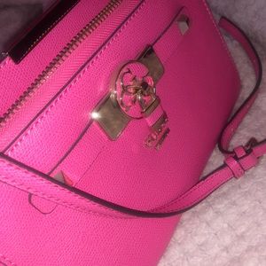 Guess Small satchel